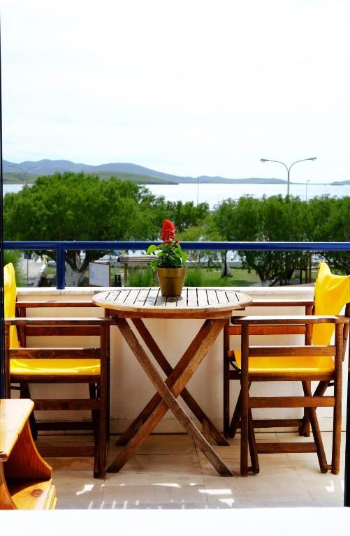Galazio Limani - Rooms To Let Moudhros Номер фото