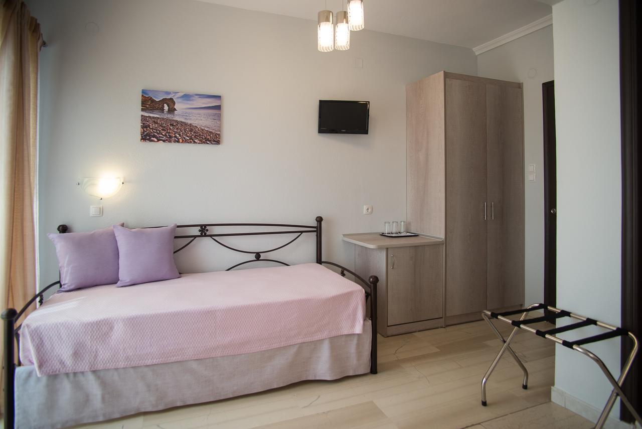 Galazio Limani - Rooms To Let Moudhros Экстерьер фото